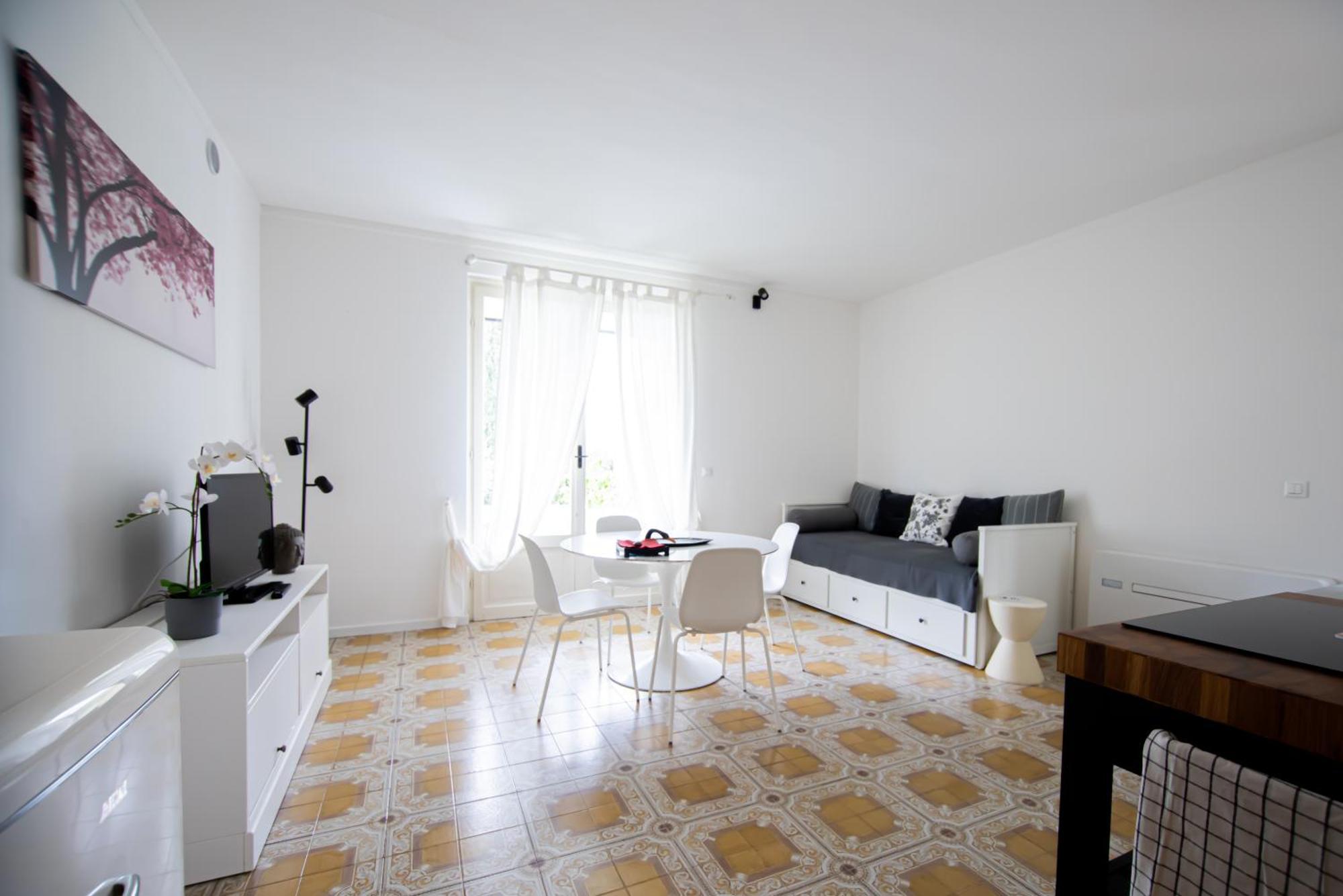 Marialuisa'S Home - Residence Gardoncino Манерба-дель-Гарда Екстер'єр фото